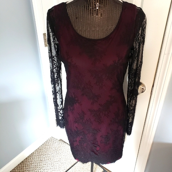🏝3for$25 Black Lace Overlay Dress - Picture 1 of 4